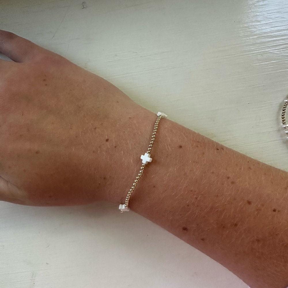 Elegant Gold Bracelet with White Accents